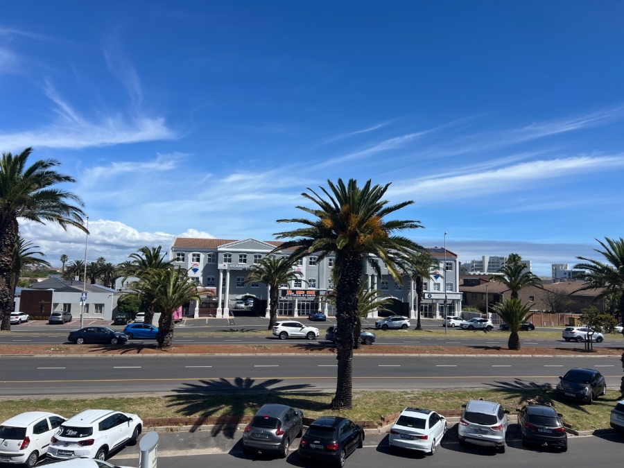 To Let Commercial Property for Rent in Table View Western Cape